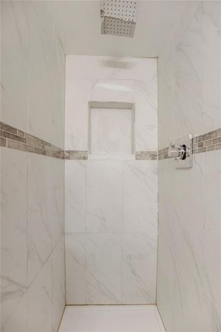 19218 E 6th Street N, Independence, MO 64056