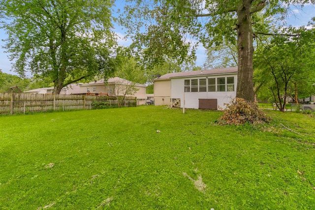 19218 E 6th Street N, Independence, MO 64056