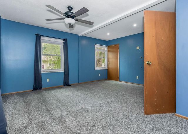 19218 E 6th Street N, Independence, MO 64056