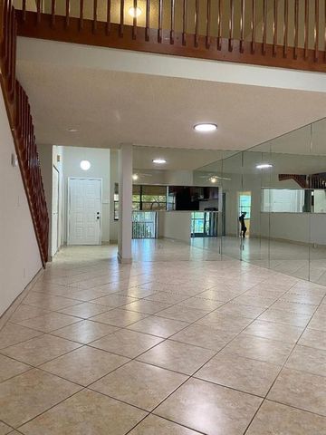 1653 Cypress Pointe Drive 1653, Coral Springs, FL 33071