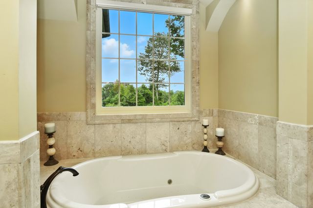 282 & 260 Searles Road, Pomfret, CT 06259