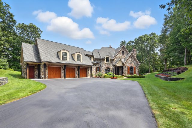 282 & 260 Searles Road, Pomfret, CT 06259