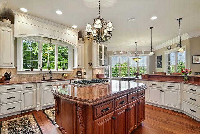 282 & 260 Searles Road, Pomfret, CT 06259