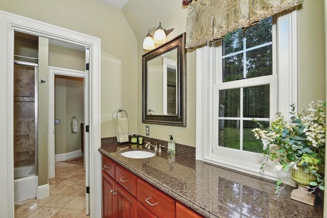 282 & 260 Searles Road, Pomfret, CT 06259