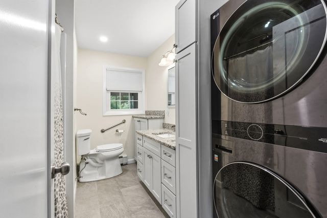 23 Colonial Way, Rehoboth, MA 02769