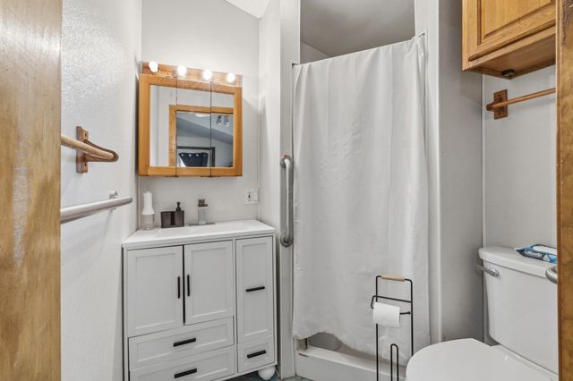 23 Colonial Way, Rehoboth, MA 02769