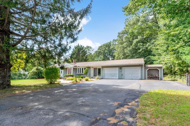 23 Colonial Way, Rehoboth, MA 02769