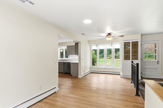 23 Colonial Way, Rehoboth, MA 02769