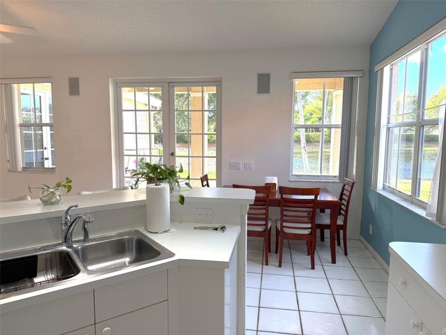 853 Sand Creek Circle, Weston, FL 33327