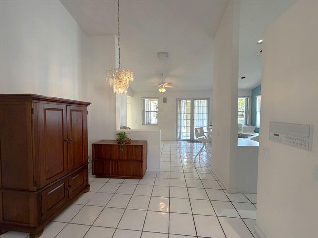 853 Sand Creek Circle, Weston, FL 33327