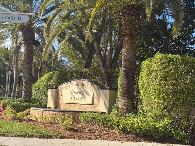 853 Sand Creek Circle, Weston, FL 33327