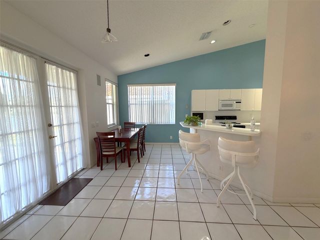 853 Sand Creek Circle, Weston, FL 33327