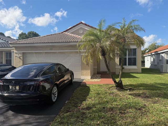 853 Sand Creek Circle, Weston, FL 33327