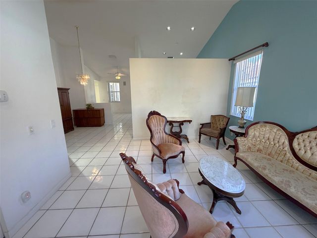 853 Sand Creek Circle, Weston, FL 33327