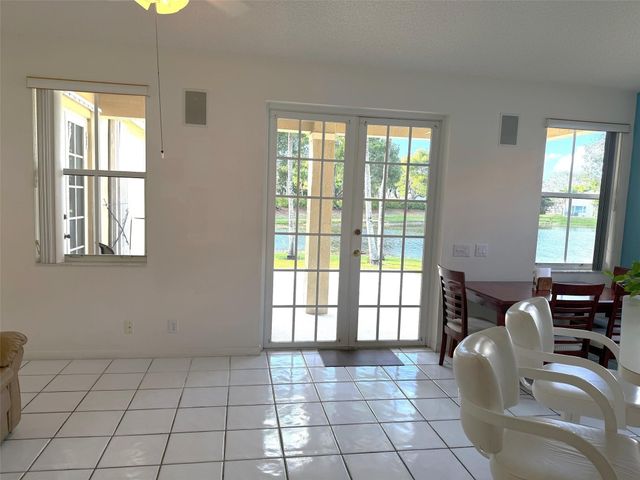 853 Sand Creek Circle, Weston, FL 33327