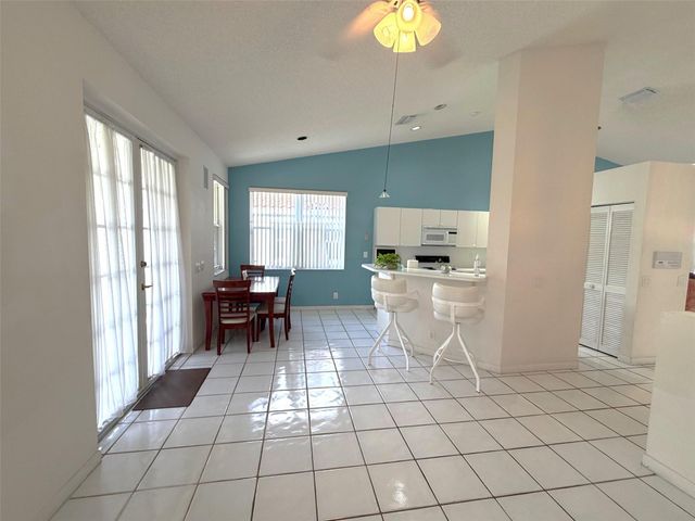 853 Sand Creek Circle, Weston, FL 33327