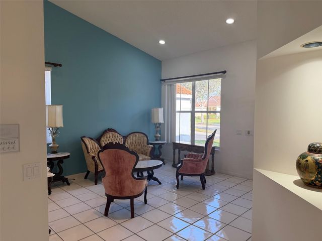 853 Sand Creek Circle, Weston, FL 33327