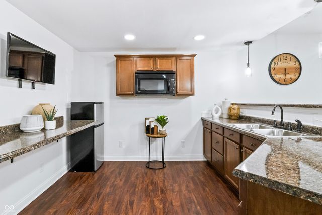 13658 Perched Owl Run, Fishers, IN 46055