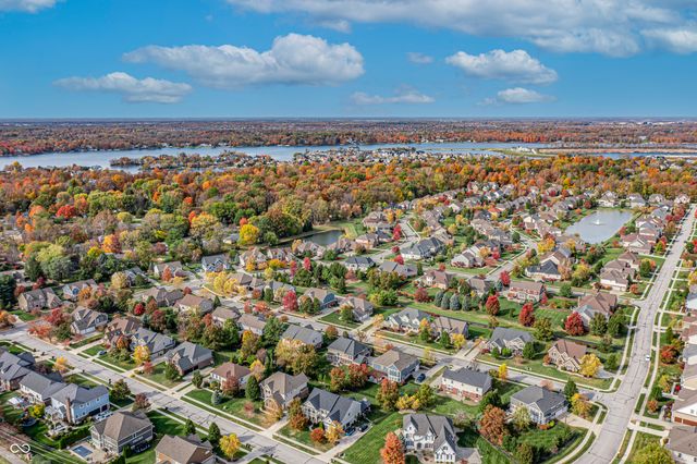 13658 Perched Owl Run, Fishers, IN 46055