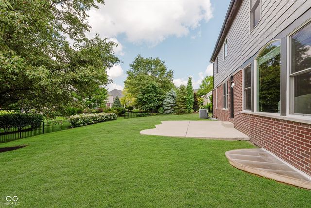 13658 Perched Owl Run, Fishers, IN 46055