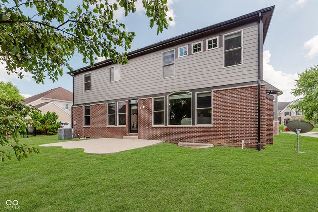 13658 Perched Owl Run, Fishers, IN 46055