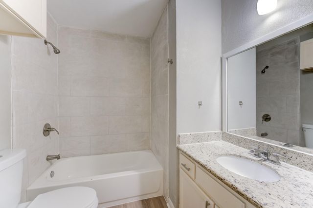 81 Oak Grove Lane, Conroe, TX 77304