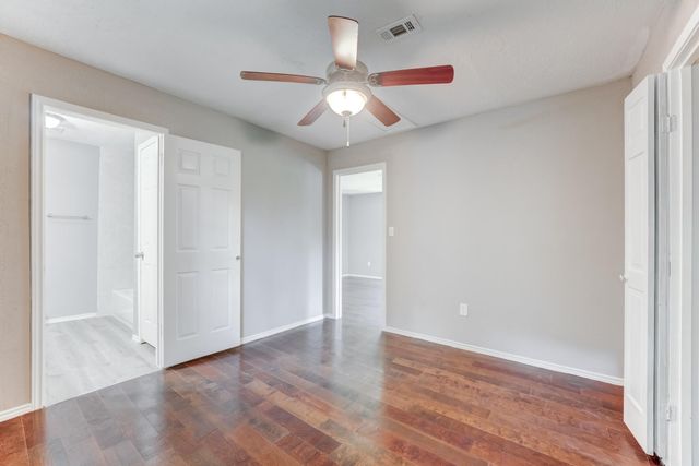 81 Oak Grove Lane, Conroe, TX 77304