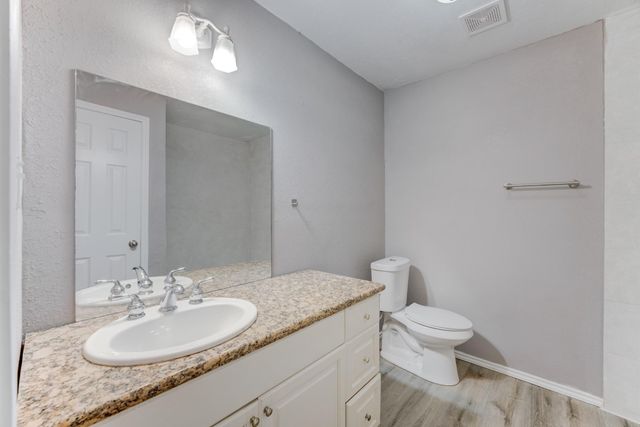 81 Oak Grove Lane, Conroe, TX 77304