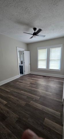 1218 Howard Ave, Nashville, TN 37216