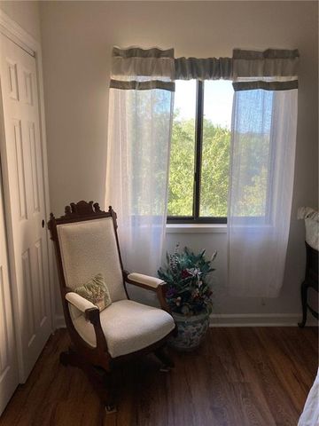 1800 Clairmont Lake 522, Decatur, GA 30033