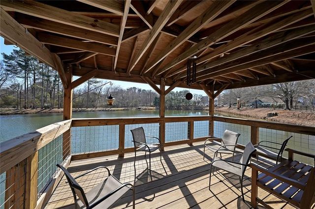 1800 Clairmont Lake 522, Decatur, GA 30033