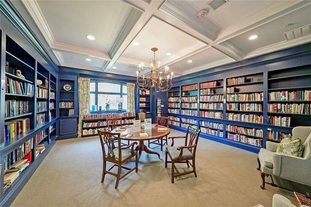 1800 Clairmont Lake 522, Decatur, GA 30033