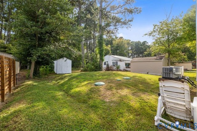 167 Riverside Dr, Deltaville, VA 23043