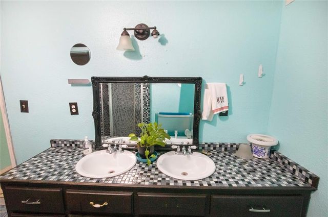2313 SW 24th Street, Oklahoma City, OK 73108