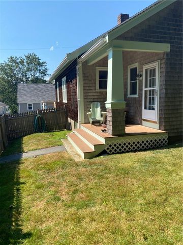 24 Burdick Avenue, Newport, RI 02840