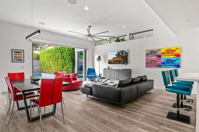 1231 Surrey Lane, Palm Springs, CA 92264