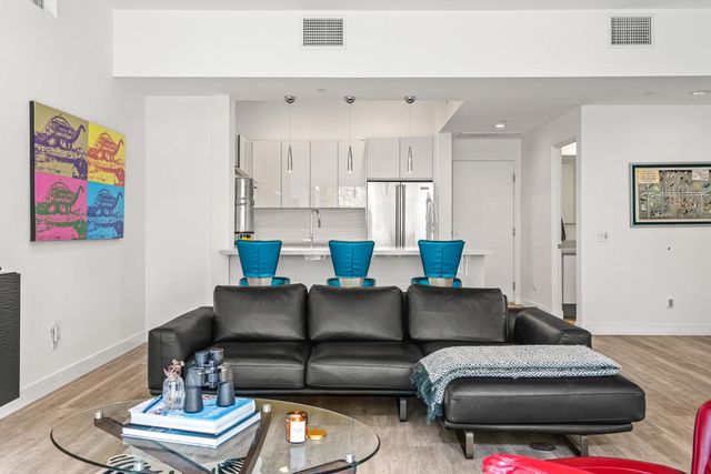 1231 Surrey Lane, Palm Springs, CA 92264