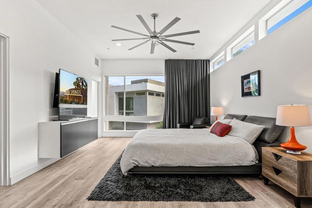 1231 Surrey Lane, Palm Springs, CA 92264