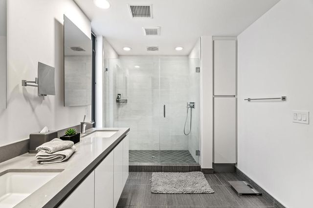 1231 Surrey Lane, Palm Springs, CA 92264