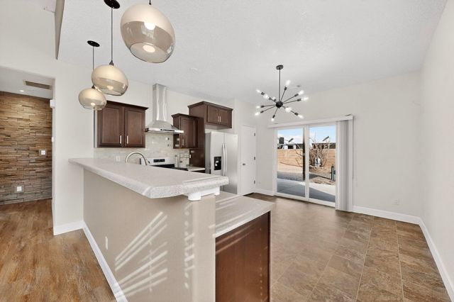 8419 Llano Vista Avenue SW, Albuquerque, NM 87121