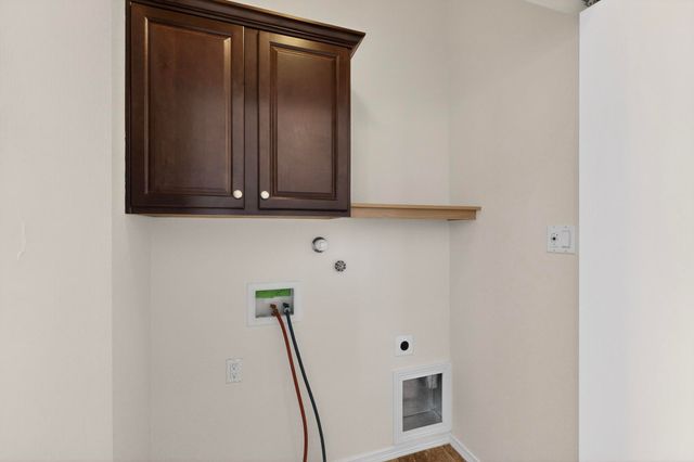 8419 Llano Vista Avenue SW, Albuquerque, NM 87121