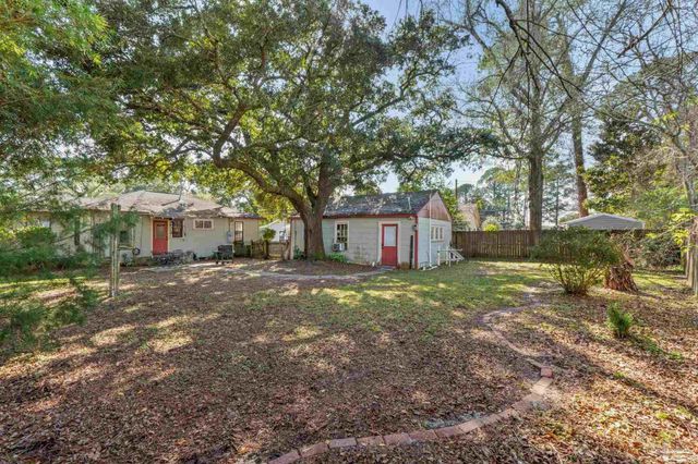 112 Cousineau Rd, Pensacola, FL 32507