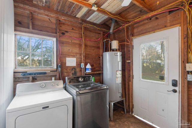 112 Cousineau Rd, Pensacola, FL 32507