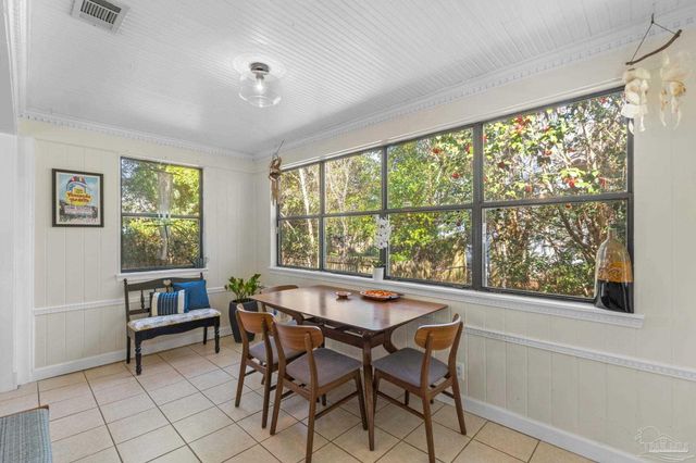 112 Cousineau Rd, Pensacola, FL 32507