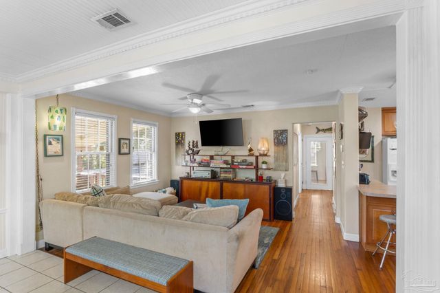 112 Cousineau Rd, Pensacola, FL 32507