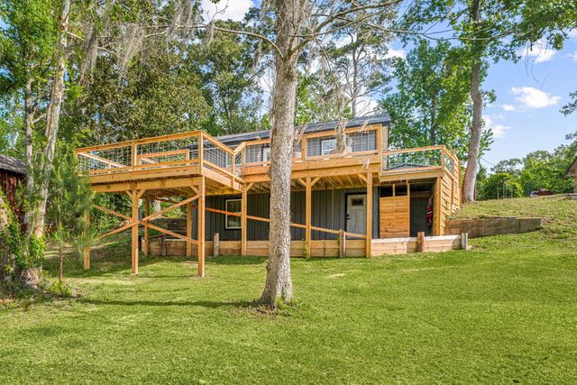 174 Hideaway Lane, Goodrich, TX 77335