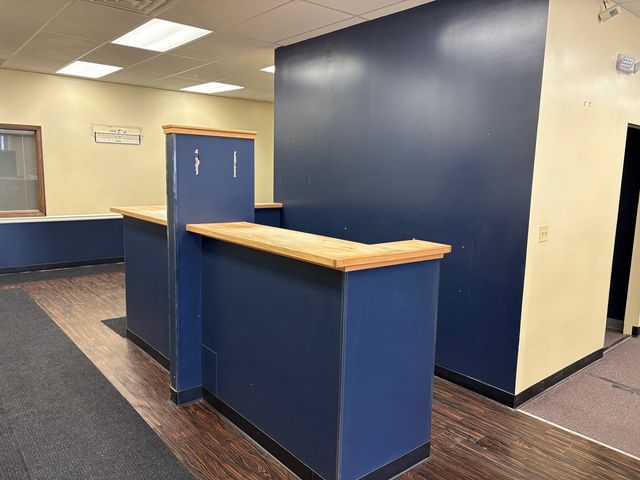 300 N Milwaukee Avenue LM, Lake Villa, IL 60046