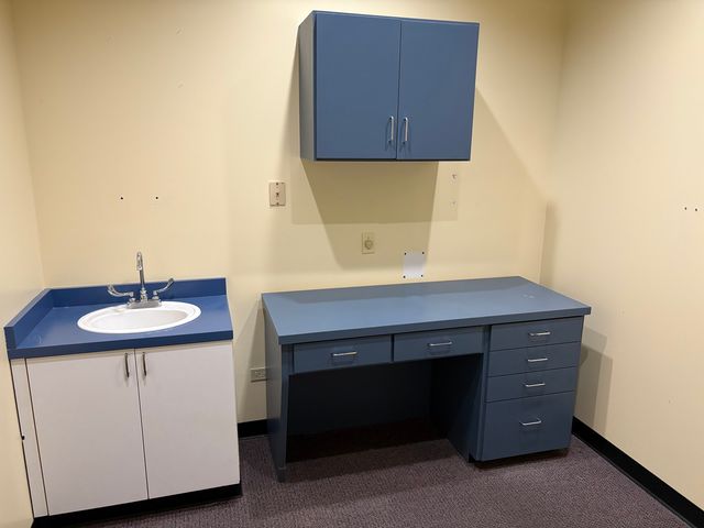 300 N Milwaukee Avenue LM, Lake Villa, IL 60046