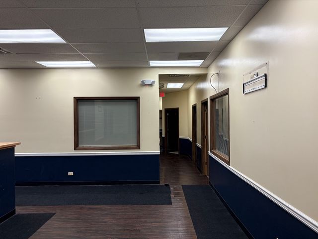 300 N Milwaukee Avenue LM, Lake Villa, IL 60046