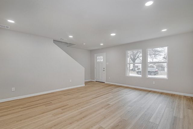 3325 Eastland Street, Fort Worth, TX 76119